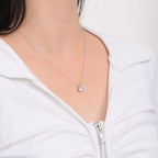 Elegante Halskette mit Moissanit-Stein